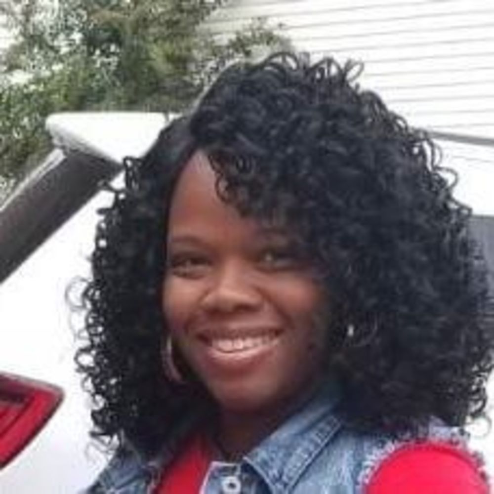 Meet your Posher, Janay